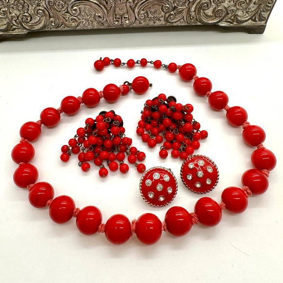 Retro Red Vintage Jewelry lot - Picture 17 of 17